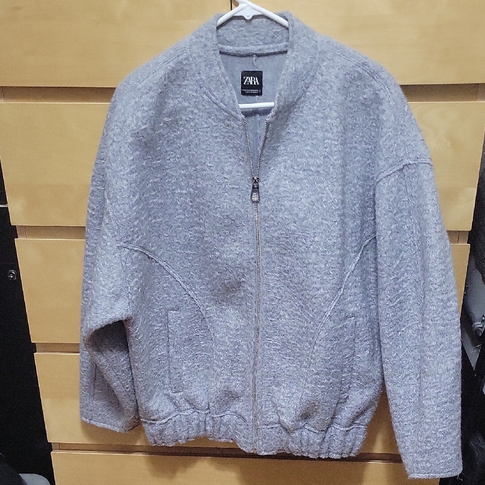 Zara Women's Oversized Zip-Up Gray Sweater